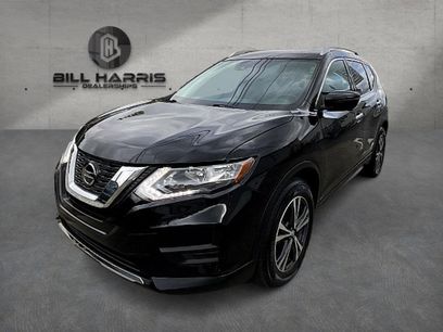 Used 2019 Nissan Rogue SV w/ Sun & Sound Touring Package
