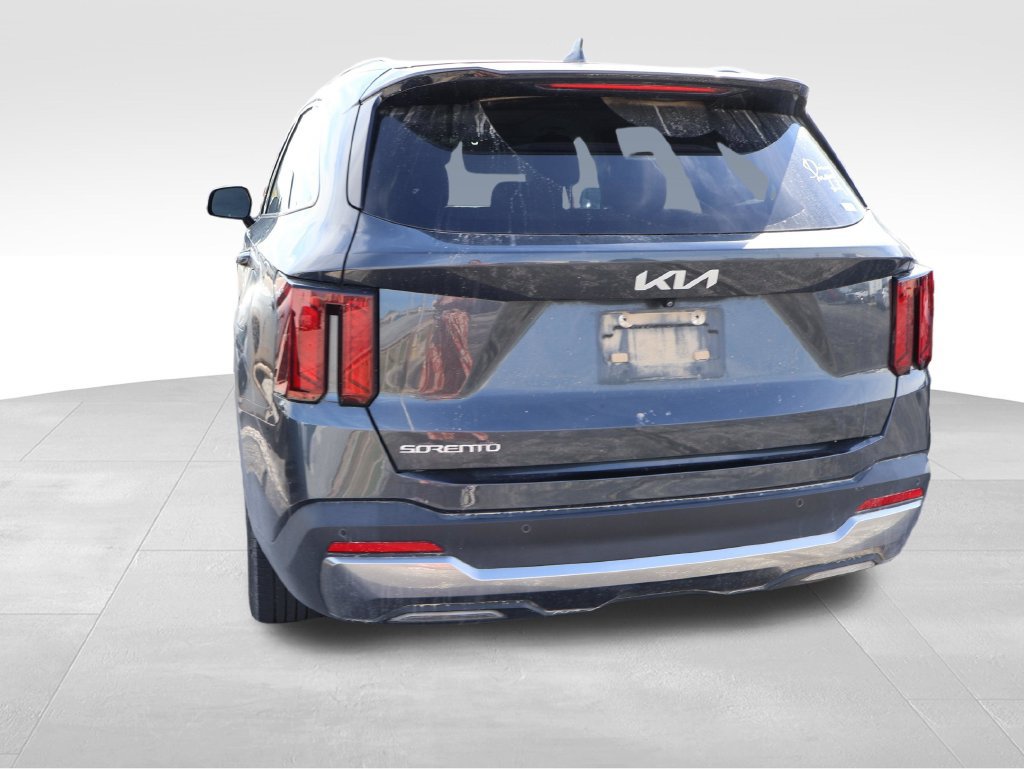 Used 2024 Kia Sorento S w/ Panoramic Sunroof Package FWD image 20