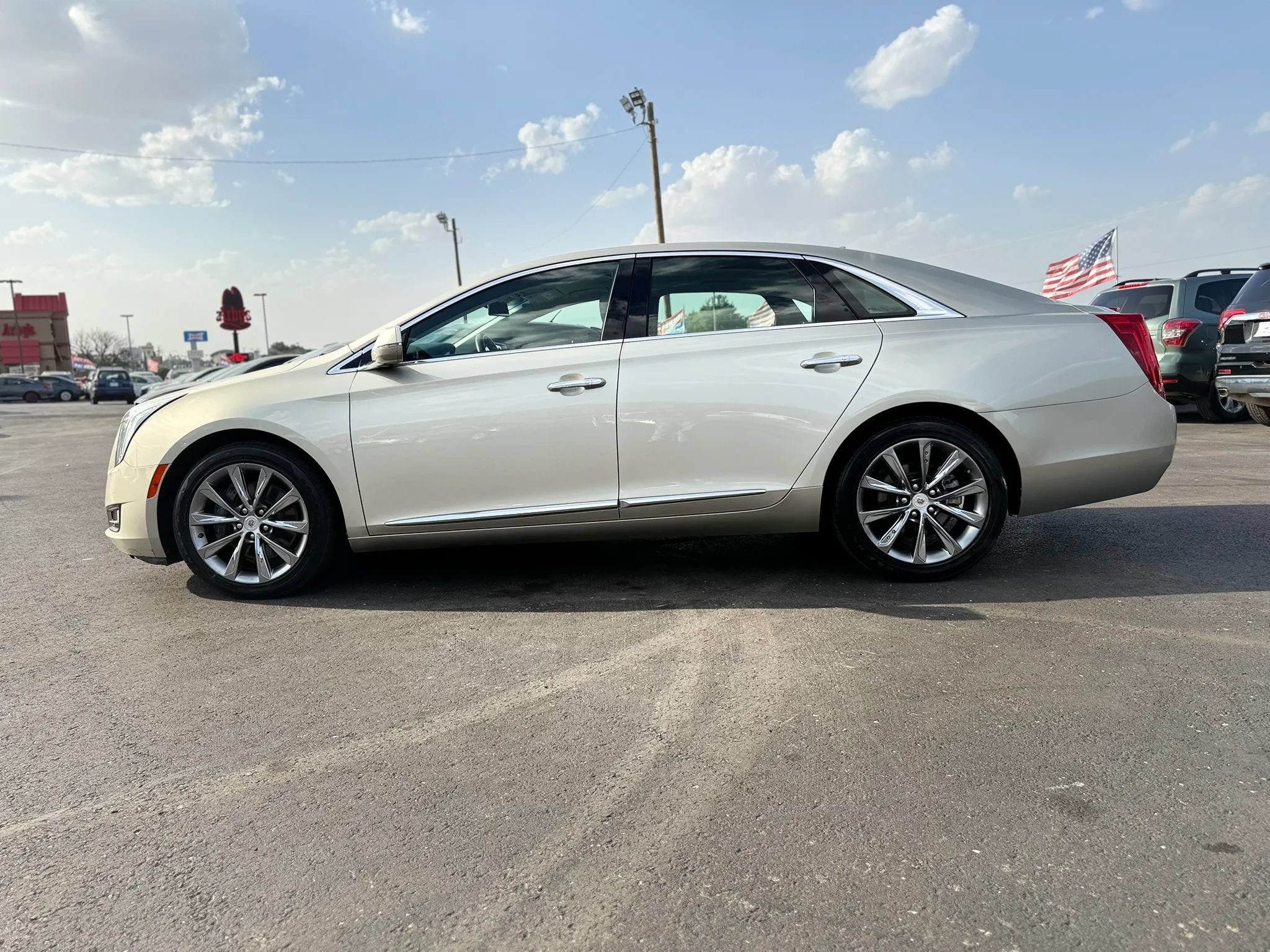Used 2014 Cadillac XTS FWD image 6