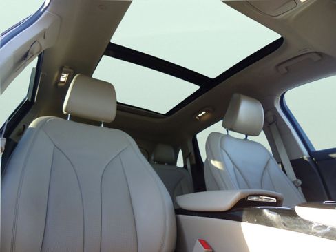 Used 2022 Lincoln Nautilus Reserve w/ Equipment Group 201A image 28