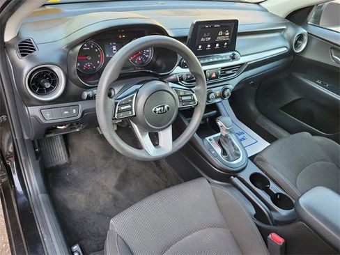 Used 2020 Kia Forte LXS image 8