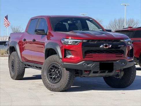 Certified 2025 Chevrolet Colorado ZR2 w/ ZR2 Bison Edition image 2