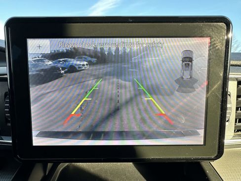 Used 2020 Ford Explorer XLT w/ Equipment Group 202A image 22