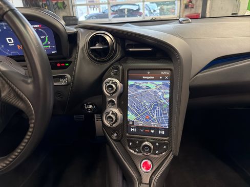 Used 2020 McLaren 720S Luxury image 28