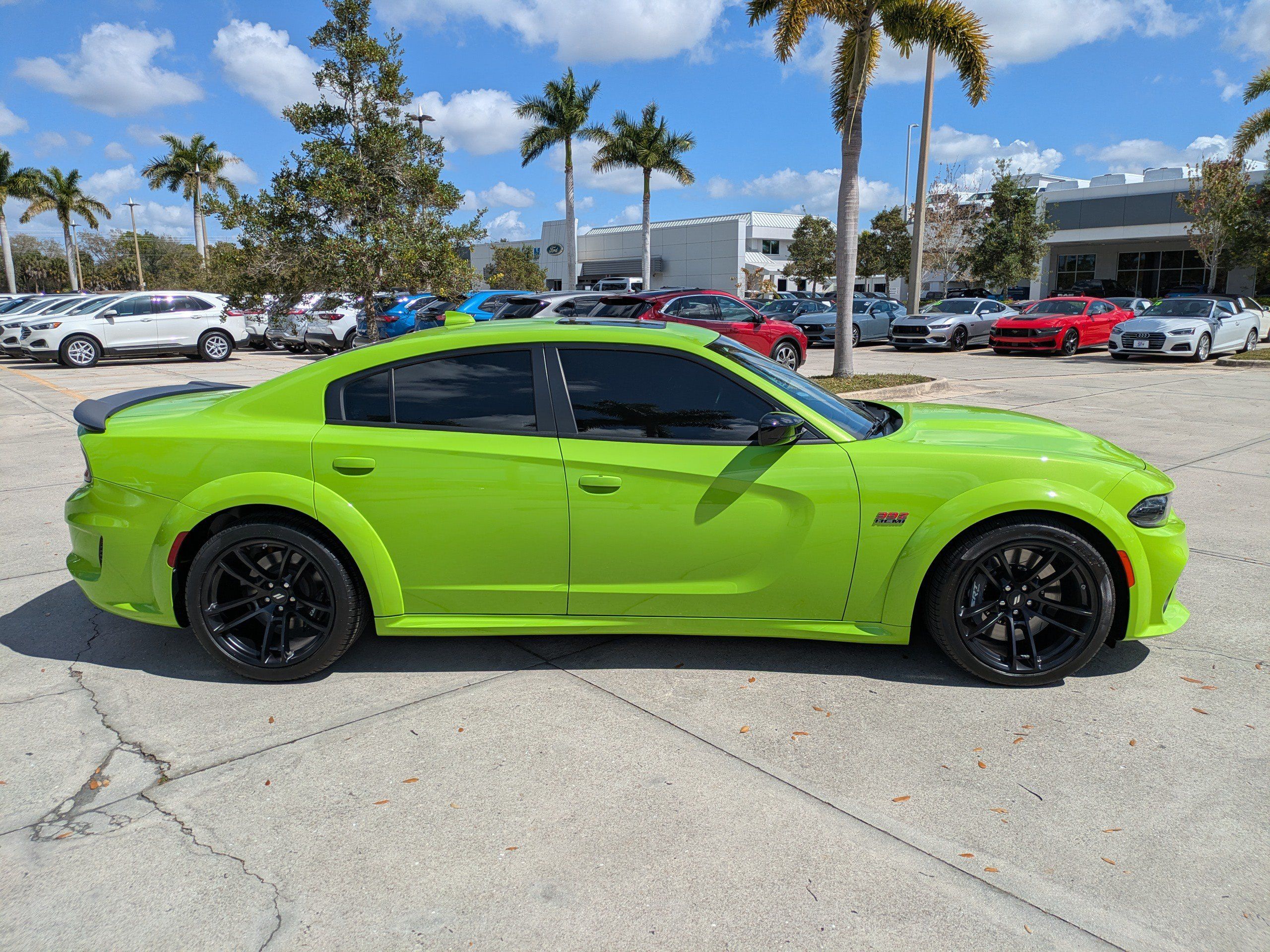 Used 2023 Dodge Charger Scat Pack RWD image 3