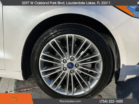 Used 2015 Ford Fusion SE w/ Equipment Group 202A AWD/4WD image 13