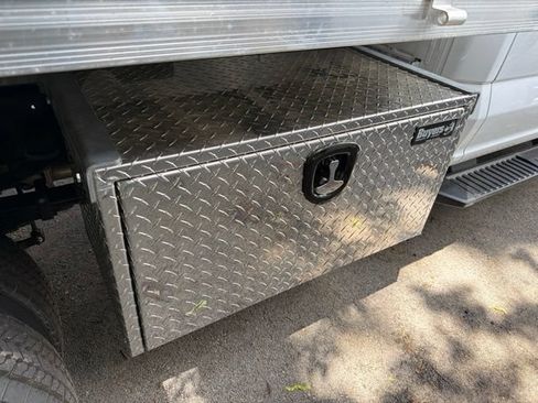 New 2026 Ford F550 4x4 Supercab Super Duty image 11