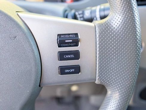 Used 2021 Nissan Frontier SV w/ Midnight Edition Floor Mats image 34