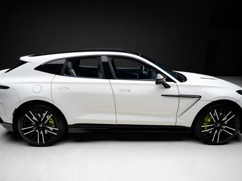 Used 2023 Aston Martin DBX 707 AWD/4WD image 35