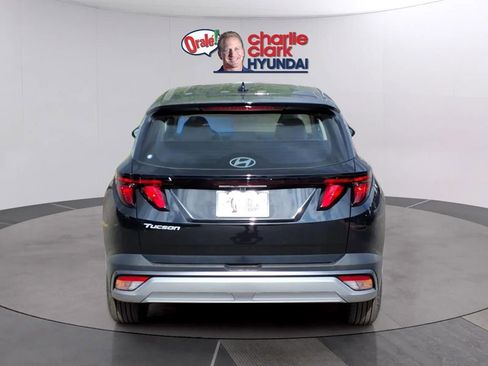 New 2026 Hyundai Tucson SE FWD image 4