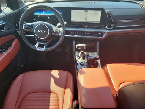 Used 2024 Kia Sportage SX image 16