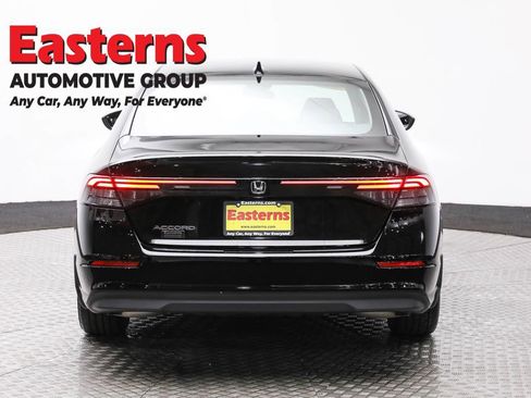 Used 2024 Honda Accord EX image 6