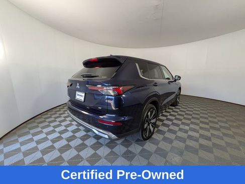 Used 2025 Mitsubishi Outlander SE AWD/4WD image 4