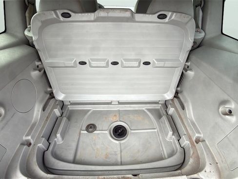 Used 2008 Chevrolet HHR LS image 13