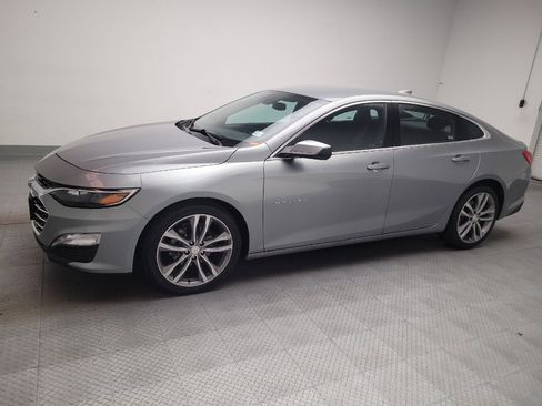 Used 2023 Chevrolet Malibu LT FWD image 2