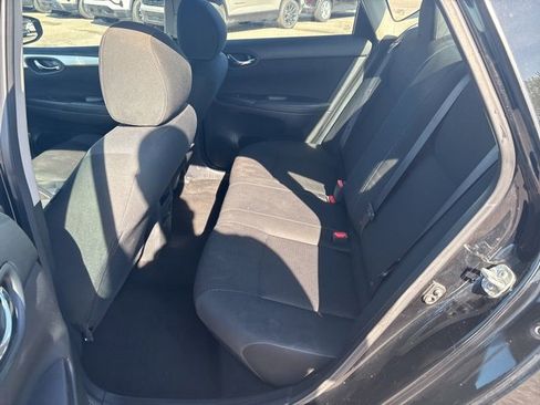 Used 2019 Nissan Sentra S image 11