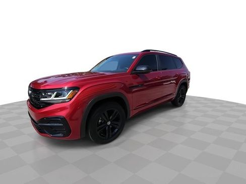 Used 2023 Volkswagen Atlas SEL R-Line AWD/4WD image 4
