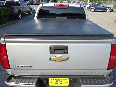 Used 2017 Chevrolet Colorado Z71 AWD/4WD image 20