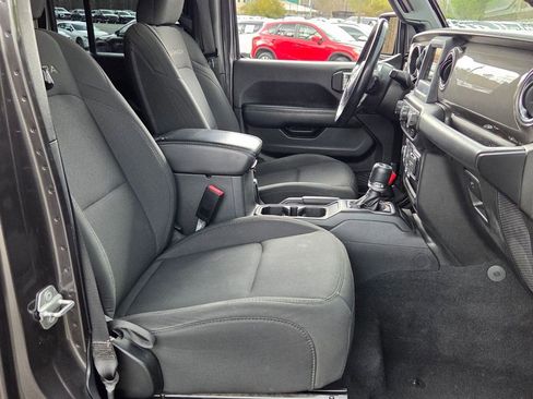 Used 2021 Jeep Wrangler Unlimited Sahara image 15