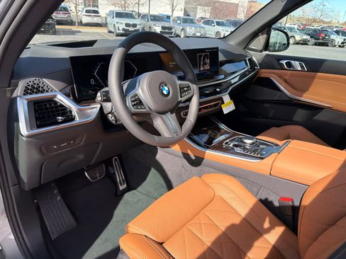 New 2026 BMW X5 xDrive40i w/ M Sport Package image 21