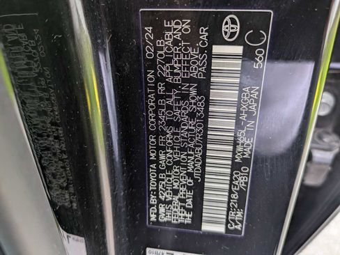 Used 2024 Toyota Prius XLE AWD/4WD image 39