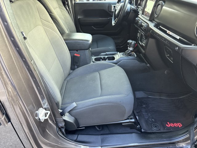 Used 2018 Jeep Wrangler Unlimited Sport AWD/4WD image 14