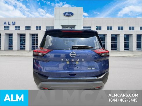 Used 2023 Nissan Rogue SV AWD/4WD image 9