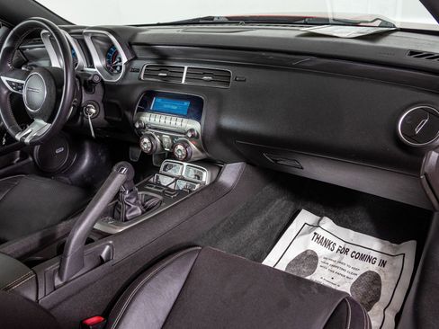 Used 2010 Chevrolet Camaro SS w/ LPO, Ground Effects Package image 41