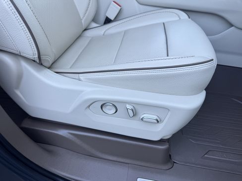 Certified 2021 GMC Yukon Denali image 23