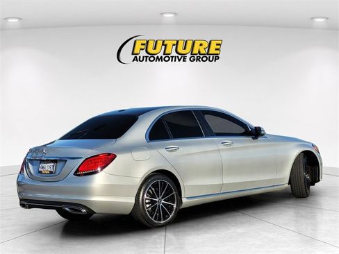 Used 2020 Mercedes-Benz C 300 Sedan image 4