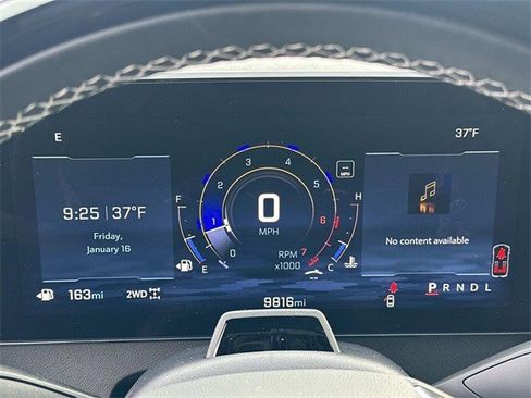 Used 2025 Chevrolet Traverse LT w/ Enhanced Driving Package image 29