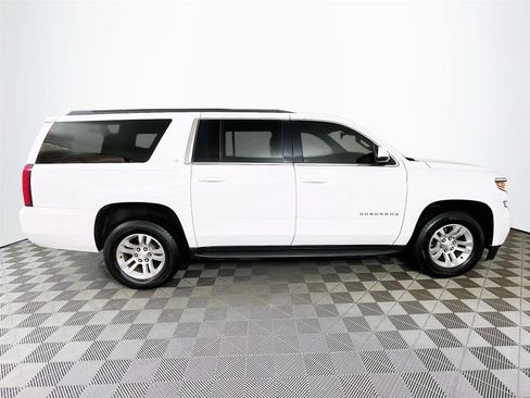Used 2018 Chevrolet Suburban LT AWD/4WD image 11
