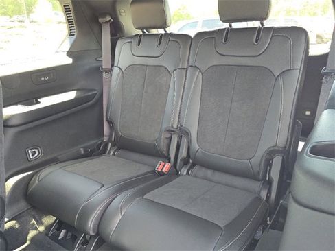 New 2025 Jeep Grand Cherokee L Altitude image 7