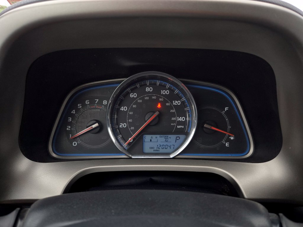 Used 2013 Toyota RAV4 Limited AWD/4WD image 19
