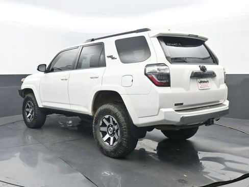 Used 2019 Toyota 4Runner TRD Off-Road Premium image 3