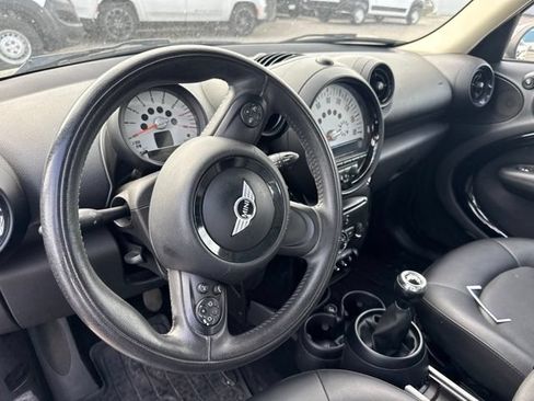 Used 2013 MINI Cooper Countryman FWD image 9