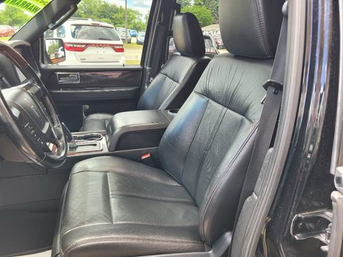 Used 2017 Lincoln Navigator Reserve AWD/4WD image 20