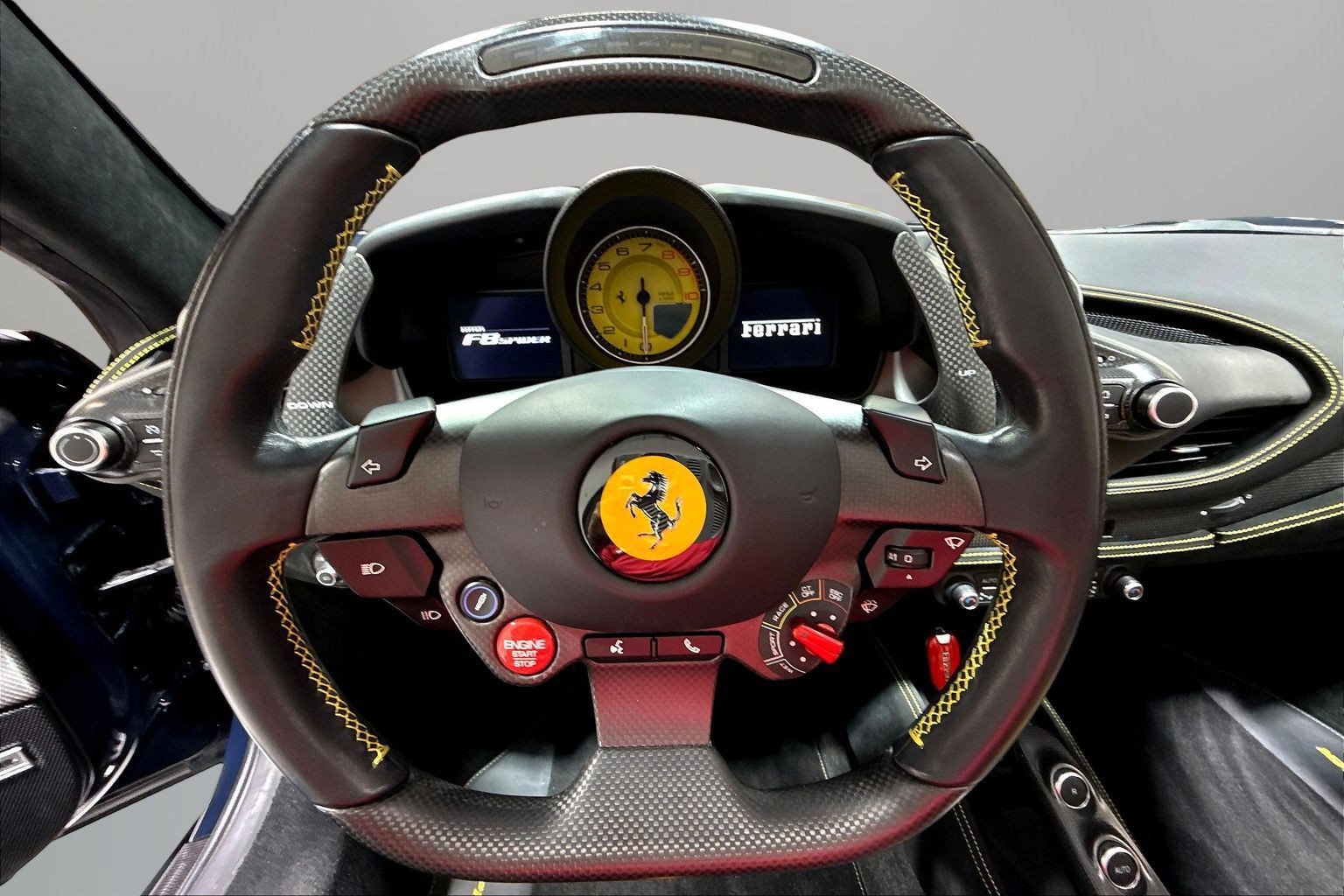 Used 2023 Ferrari F8 Spider RWD image 9