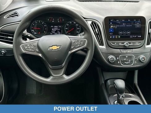 Used 2024 Chevrolet Malibu LS FWD image 15