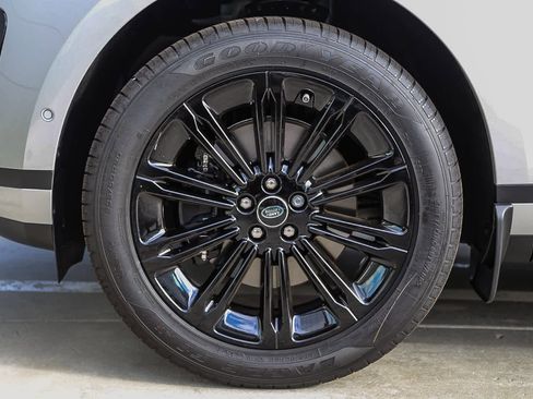 New 2026 Land Rover Range Rover Evoque S image 9