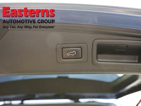Used 2018 Subaru Forester 2.5i Limited AWD/4WD image 22
