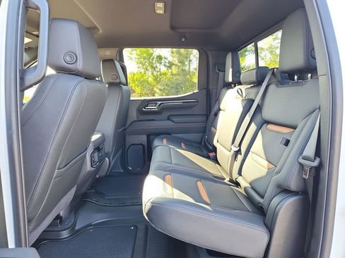 New 2026 GMC Sierra 1500 AT4 w/ Technology Package AWD/4WD image 8