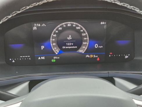 Used 2024 Volkswagen Taos SE image 21