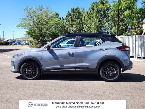 Used 2023 Nissan Kicks SR w/ SR Premium Package FWD image 2