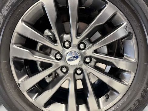 Used 2019 Ford Expedition Limited RWD image 10