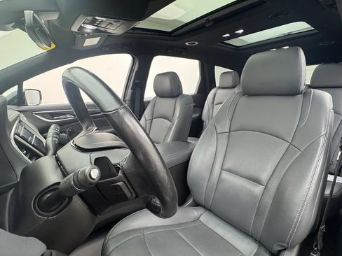 Used 2023 Buick Enclave Essence w/ Experience Buick Package FWD image 19