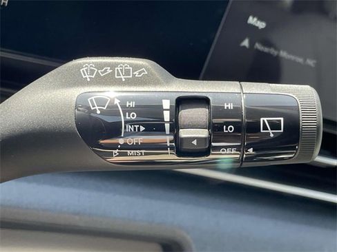 New 2026 Kia Carnival EX image 33