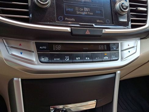 Used 2013 Honda Accord EX-L image 19