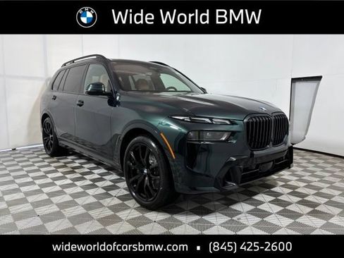 New 2027 BMW X7 xDrive40i w/ M Sport Package AWD/4WD image 1