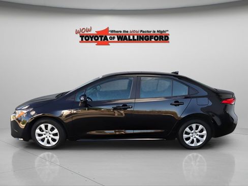 Certified 2024 Toyota Corolla LE FWD image 2